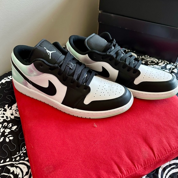 Air Jordan 1 Low SE main image 11